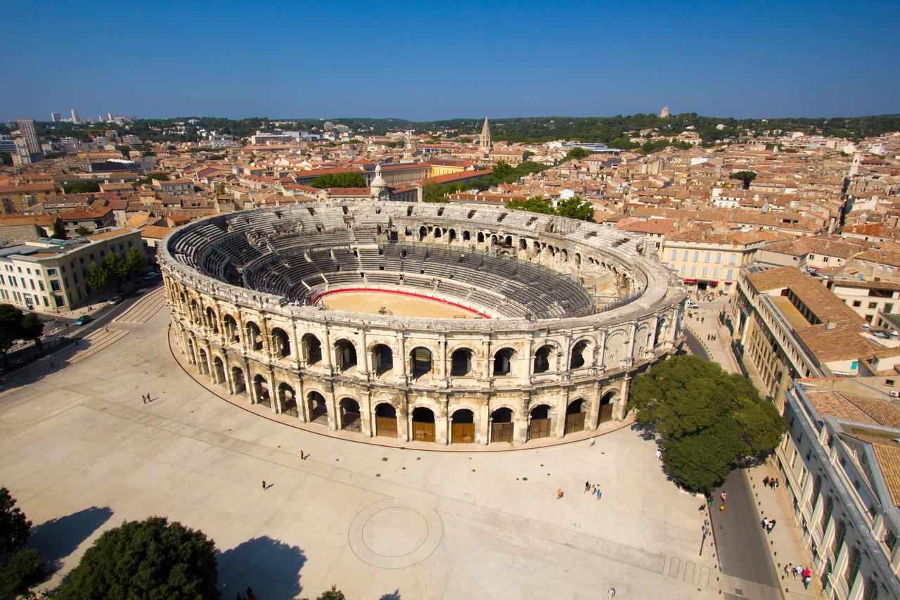 arenes-de-nimes-vue-du-ciel-photo-l-boudereaux-2-.jpg
